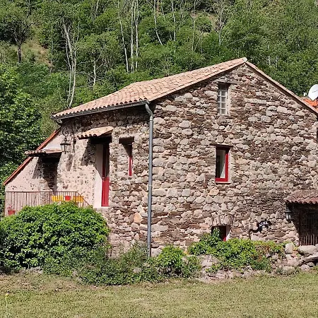 بيت ضيافة De Ribard Bréau-et-Salagosse