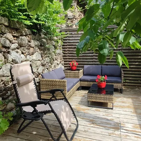 De Ribard 3*