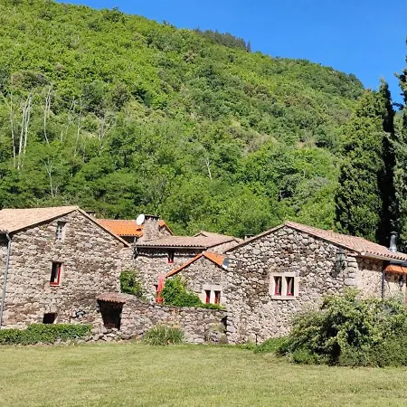 De Ribard بيت ضيافة