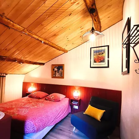 بيت ضيافة De Ribard Bréau-et-Salagosse